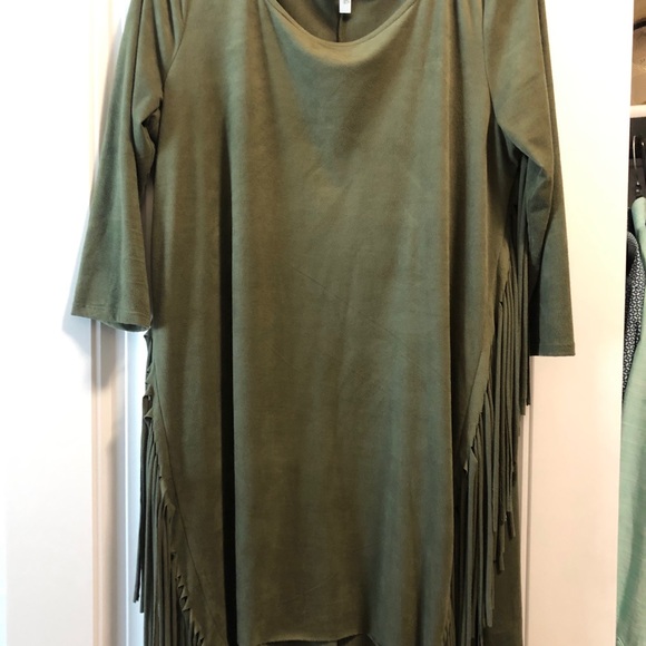 Tops for sale! - Picture 9 of 14